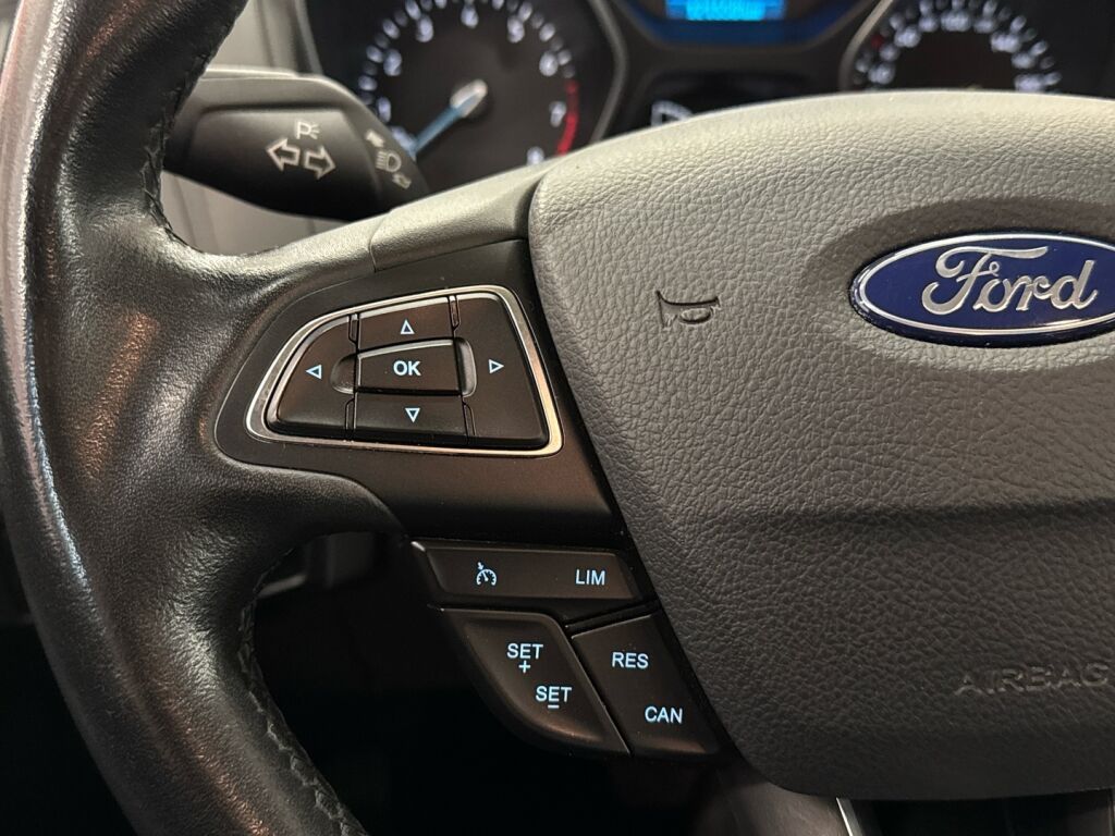 Ford Focus 2017 Sininen