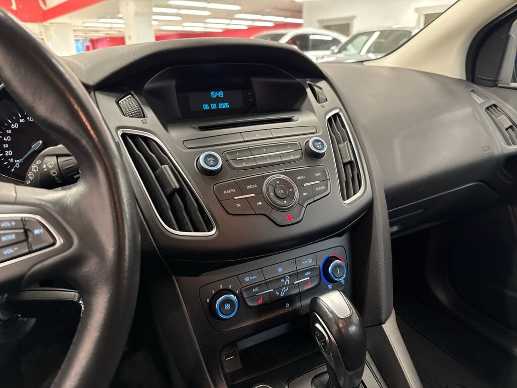 Ford Focus 2017 Sininen