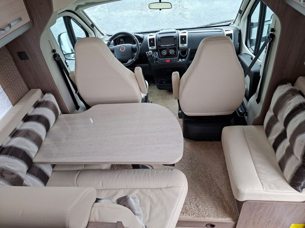 Bürstner Nexxo Time T660 2017 moniväri
