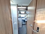 Adria Matrix Plus 670 SC 2017 Valkoinen
