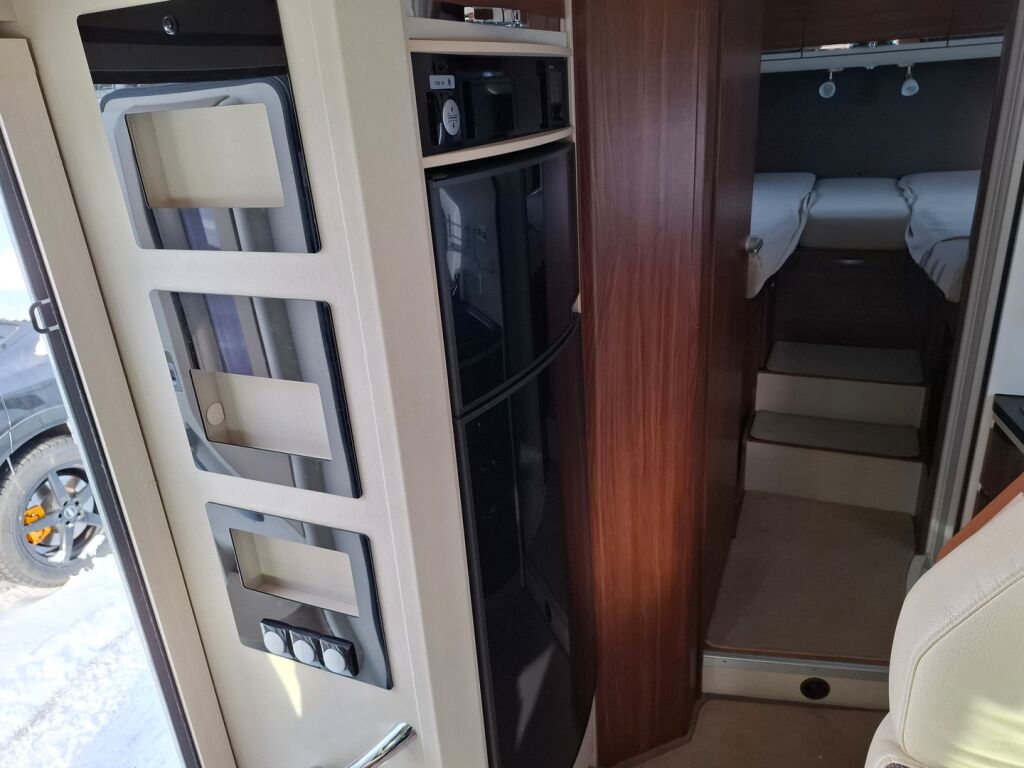 Adria Matrix 670 SL Platinum 2017 Valkoinen