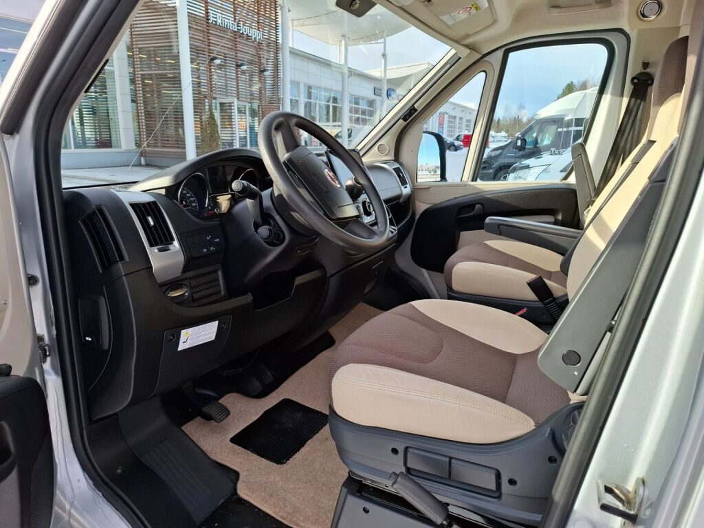 Adria Matrix 670 SL Platinum 2017 Valkoinen