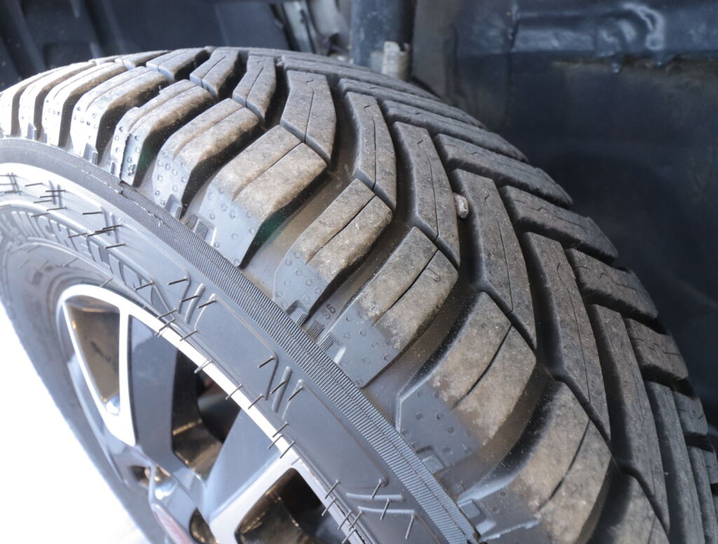 Adria Matrix 670 SL Platinum 2017 Valkoinen