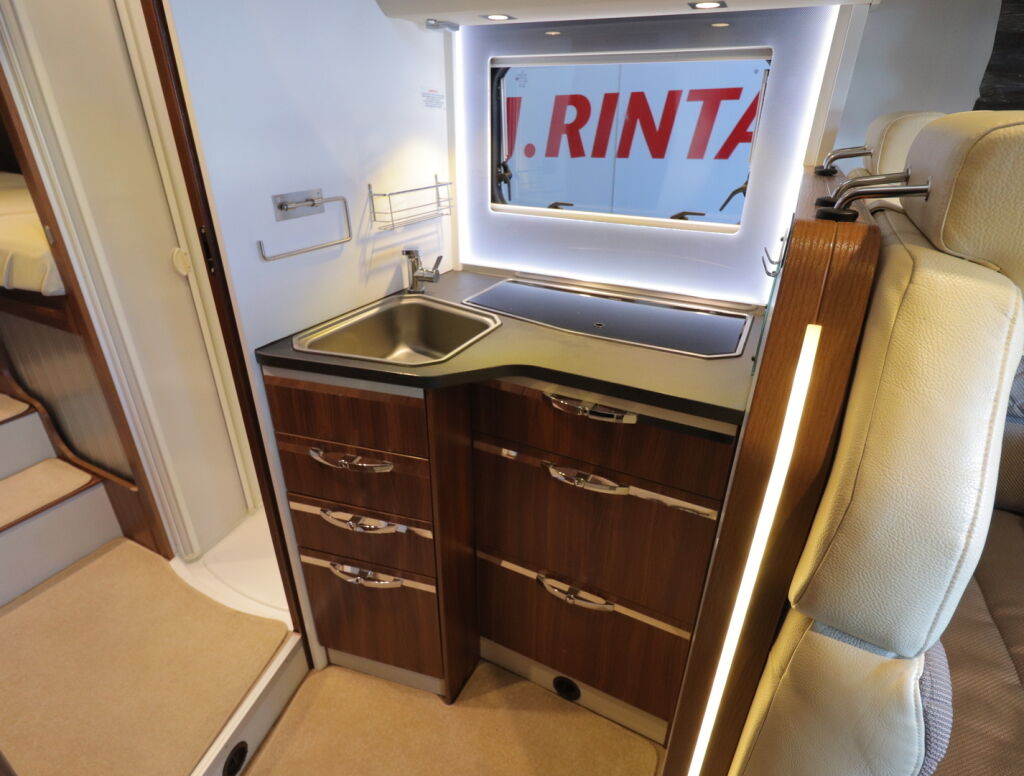 Adria Matrix 670 SL Platinum 2017 Valkoinen