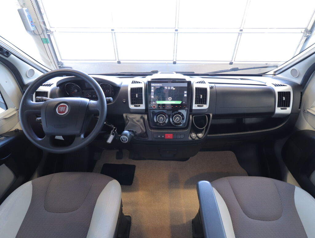 Adria Matrix 670 SL Platinum 2017 Valkoinen