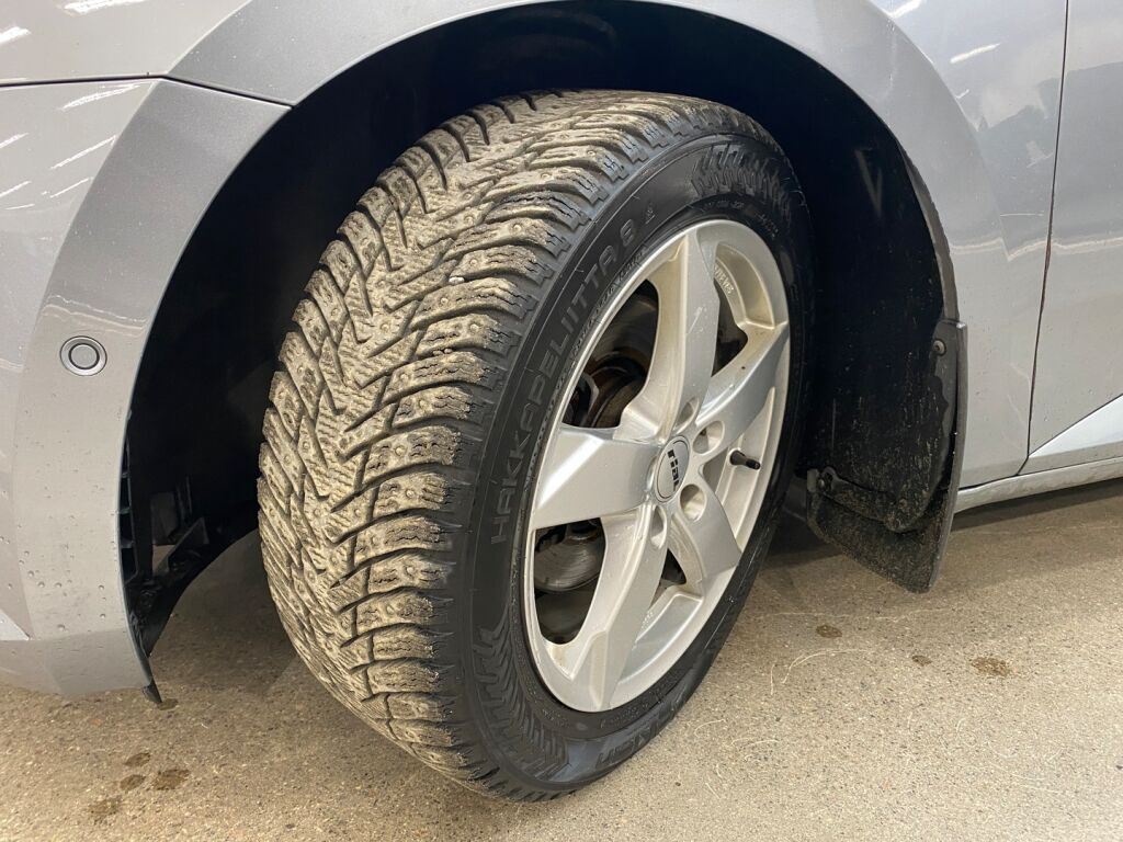 Skoda Superb 2017 Harmaa