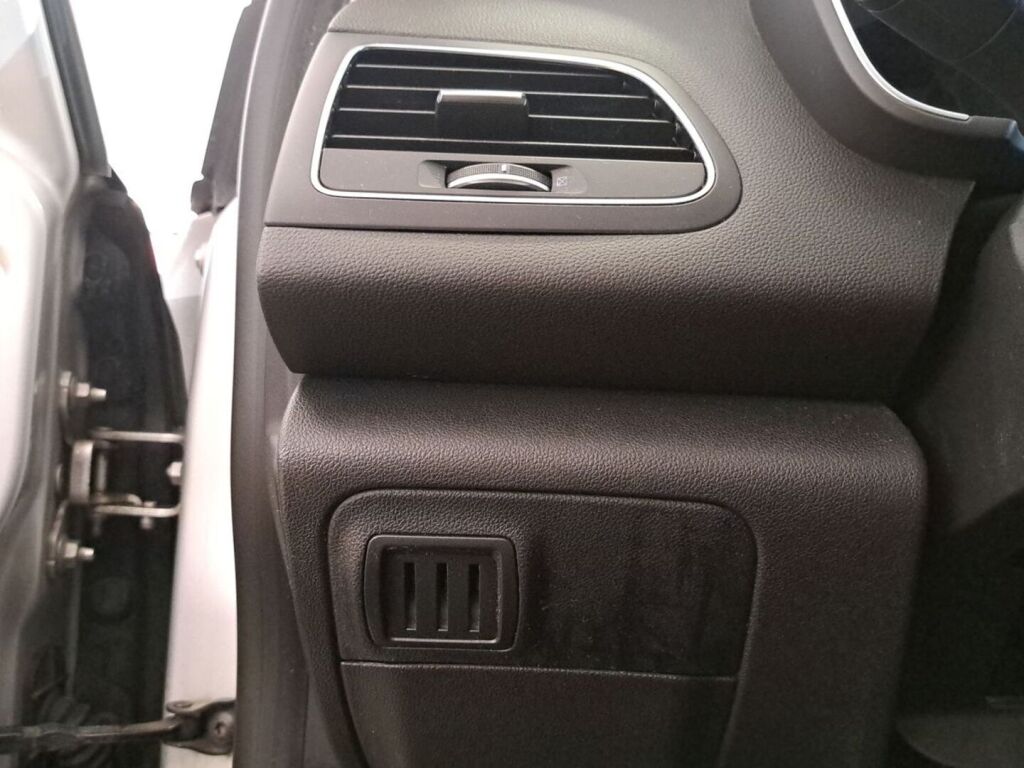 Renault Megane 2018 Harmaa