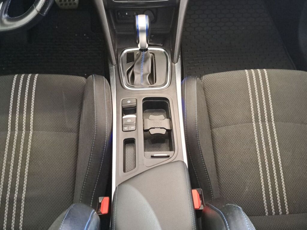 Renault Megane 2018 Harmaa