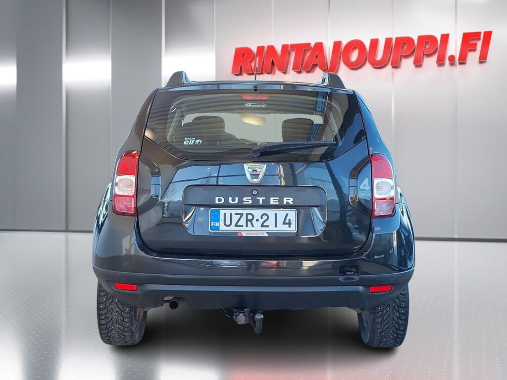 Dacia Duster 2017 Musta