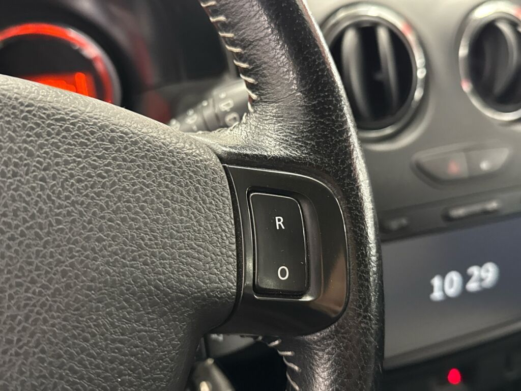 Dacia Duster 2017 Harmaa