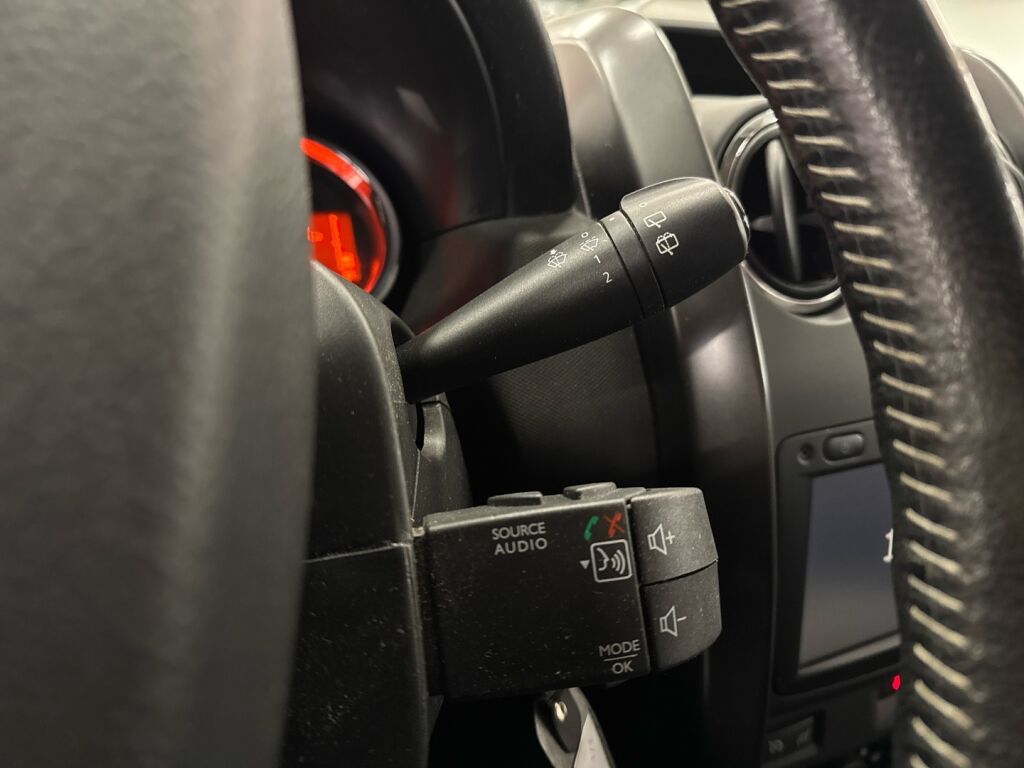 Dacia Duster 2017 Harmaa