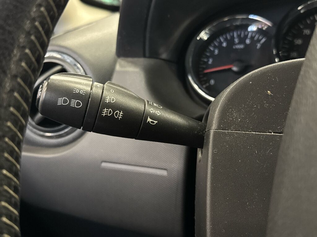 Dacia Duster 2017 Harmaa