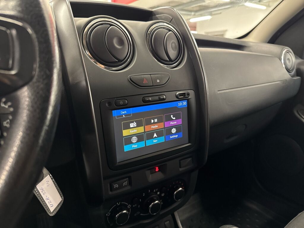 Dacia Duster 2017 Harmaa