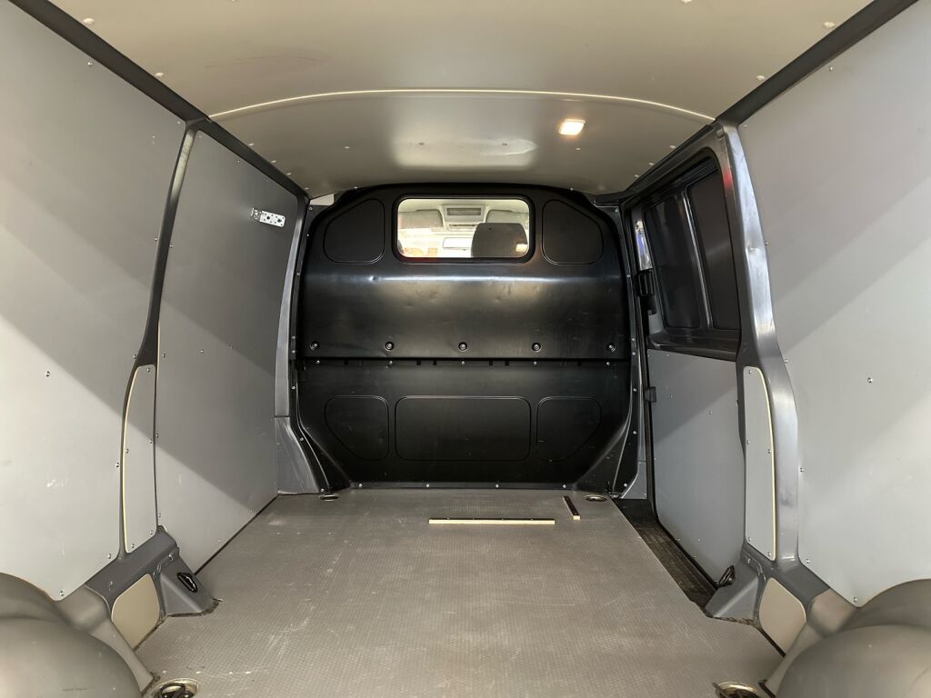 Volkswagen Transporter 2017 Harmaa