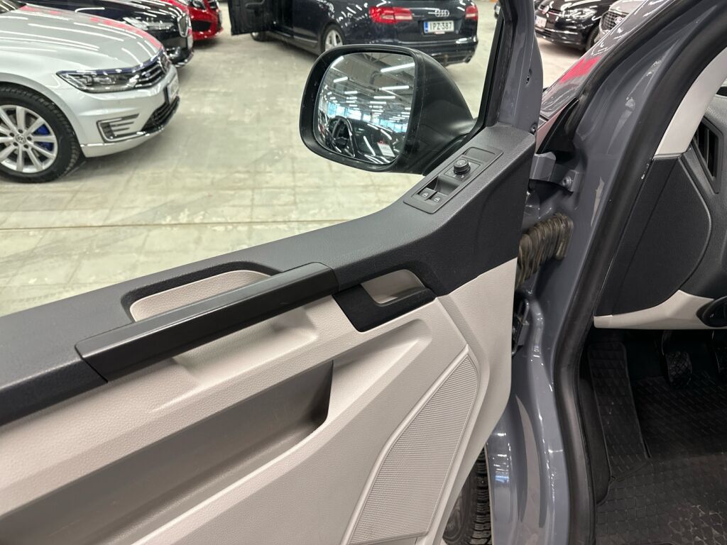 Volkswagen Transporter 2017 Harmaa