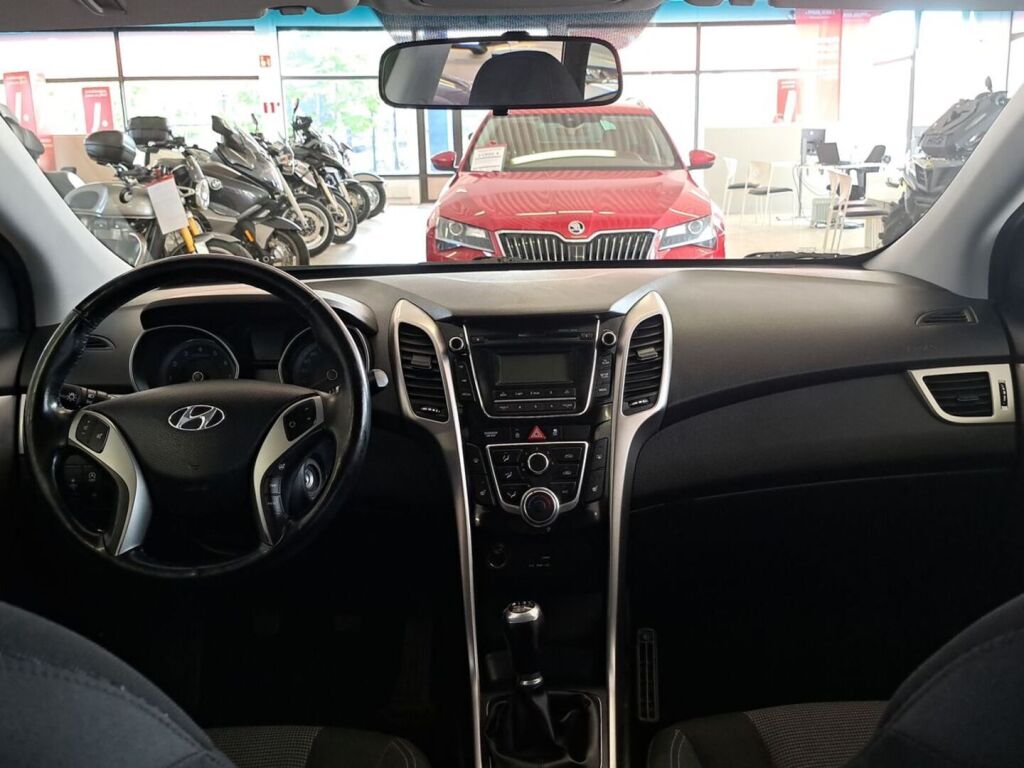 Hyundai i30 Wagon 2017 Valkoinen