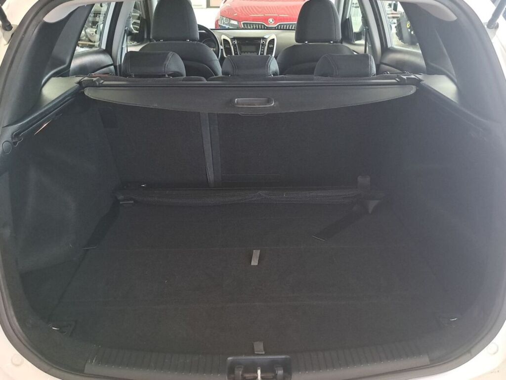 Hyundai i30 Wagon 2017 Valkoinen
