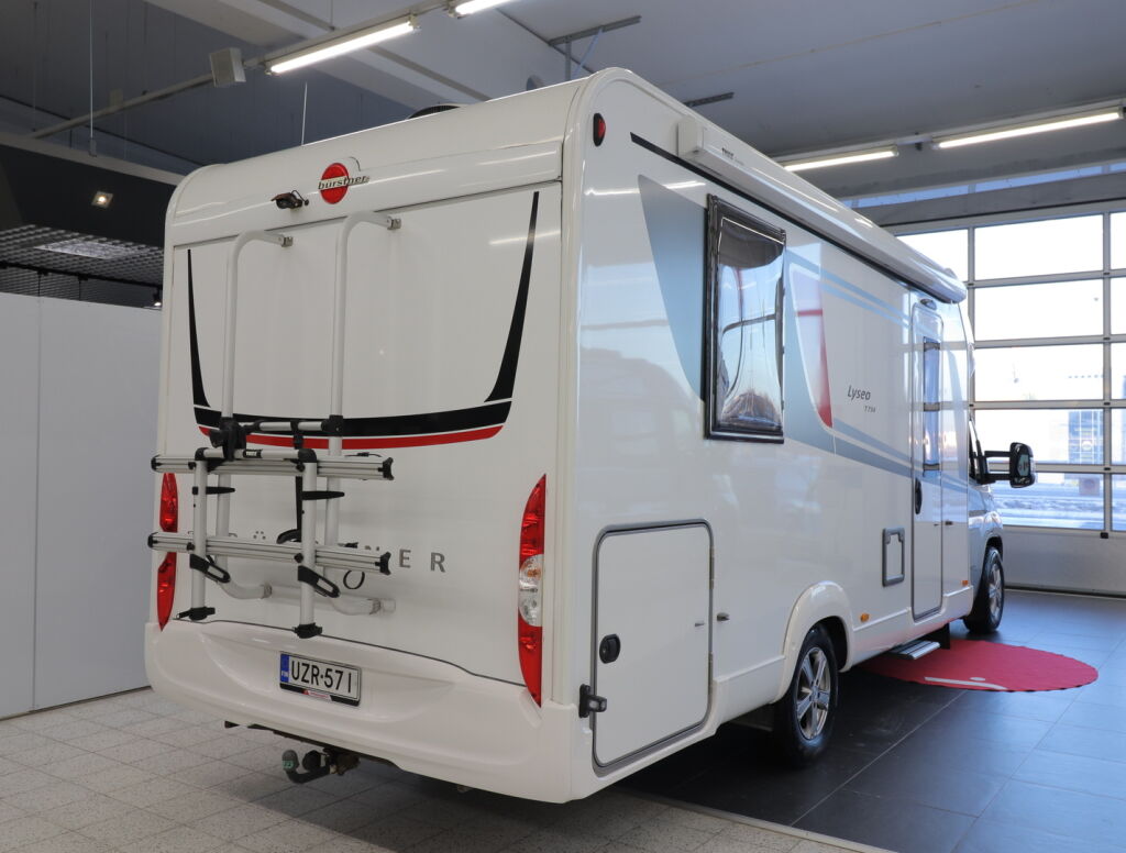 Bürstner LYSEO T 734 2017 Valkoinen