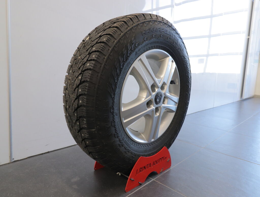 Bürstner LYSEO T 734 2017 Valkoinen