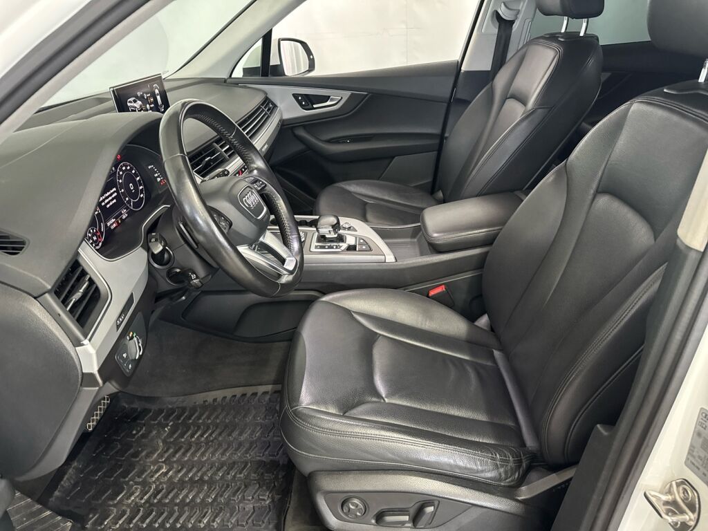 Audi Q7 2017 Valkoinen