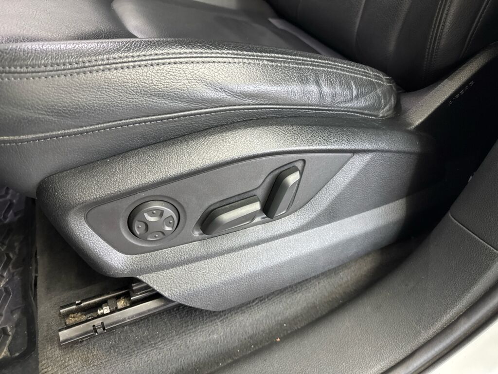 Audi Q7 2017 Valkoinen