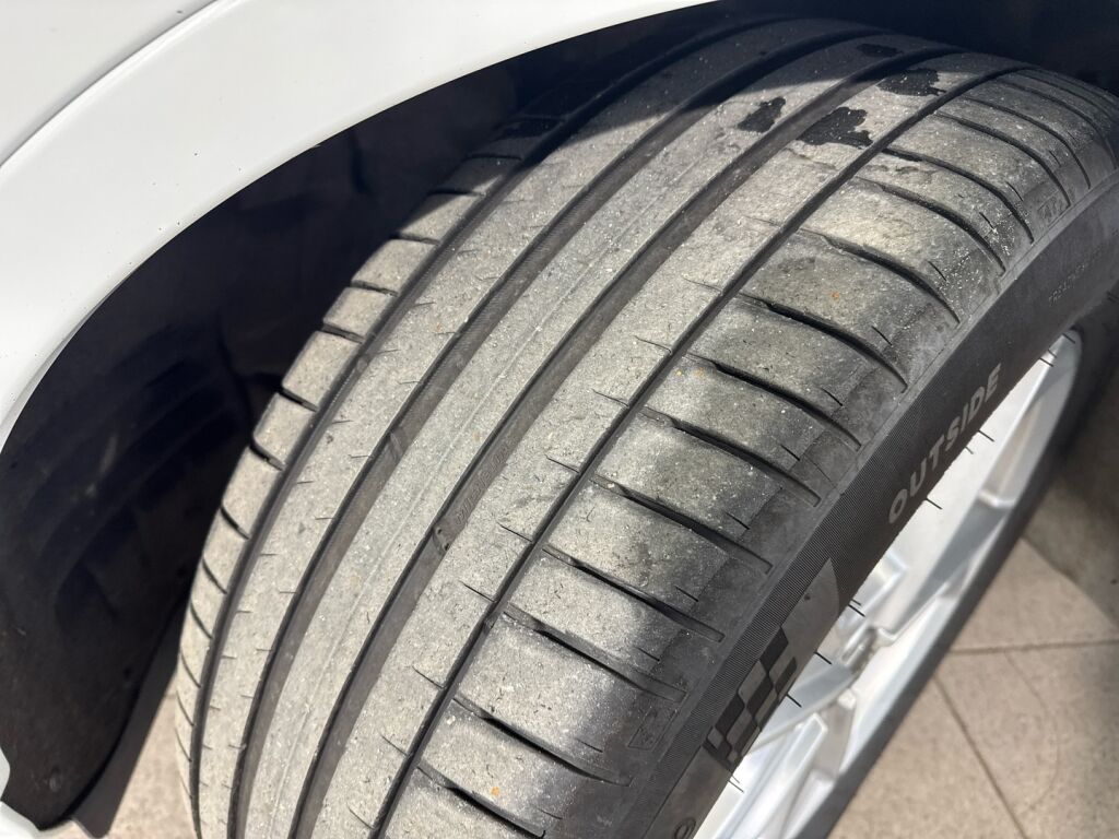 Audi Q7 2017 Valkoinen