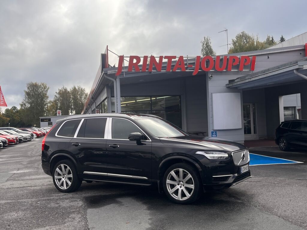 Volvo XC90 2017 Musta