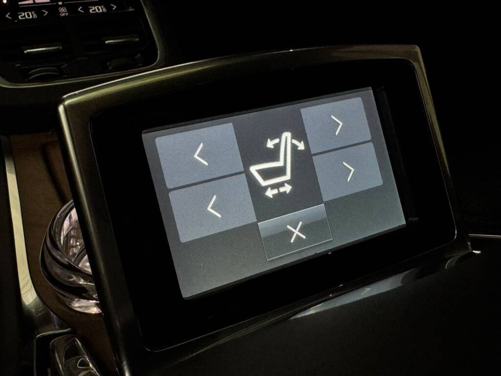 Volvo XC90 2017 Musta