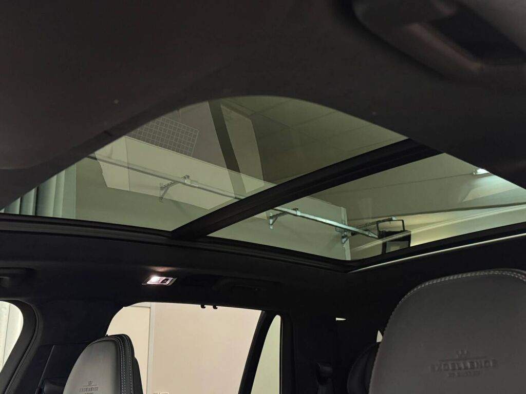 Volvo XC90 2017 Musta