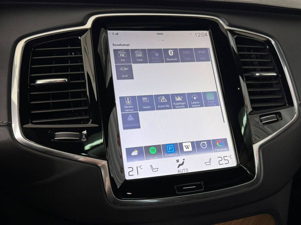 Volvo XC90 2017 Musta