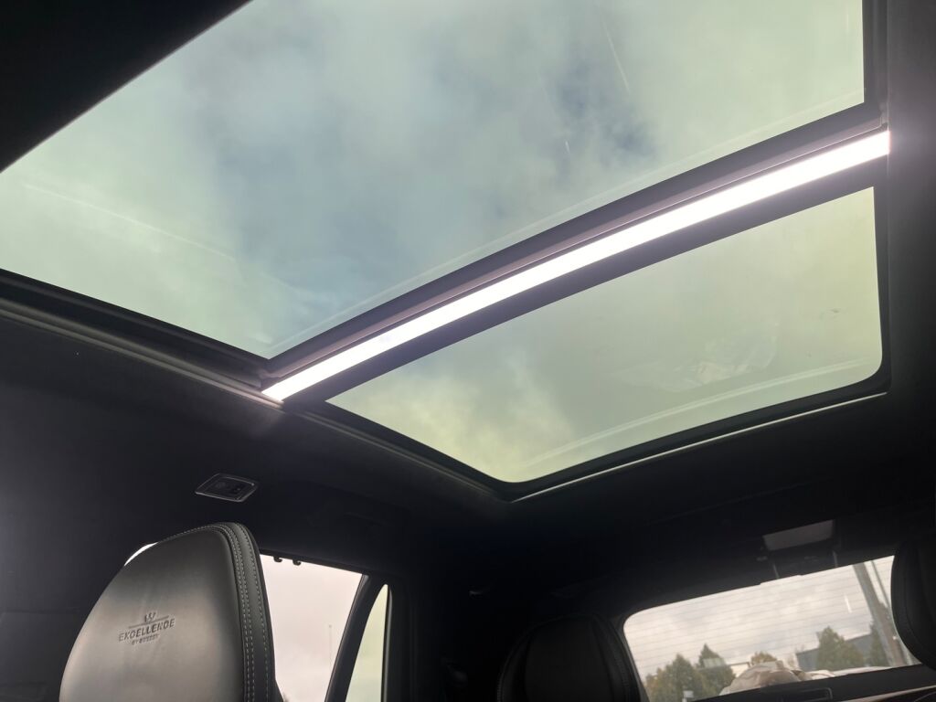 Volvo XC90 2017 Musta