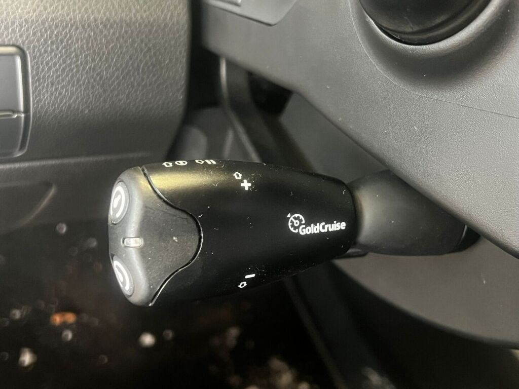 Hyundai i30 Wagon 2017 Ruskea (beige)