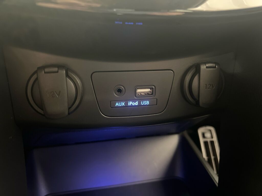 Hyundai i30 Wagon 2017 Ruskea (beige)