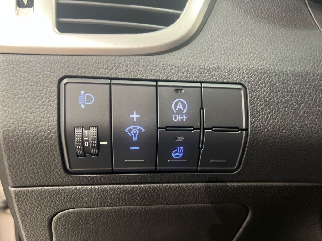 Hyundai i30 Wagon 2017 Ruskea (beige)