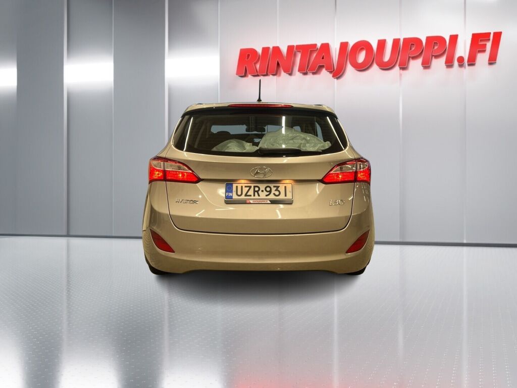 Hyundai i30 Wagon 2017 Ruskea (beige)