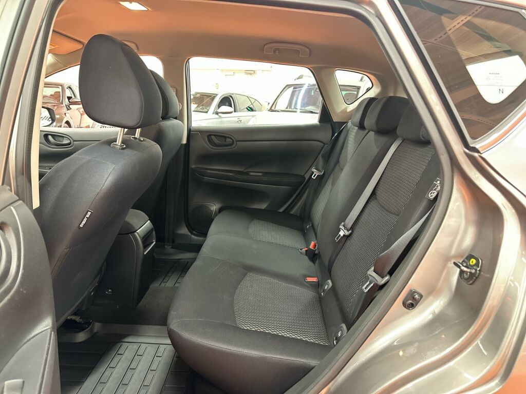 Nissan Pulsar 2017 Harmaa