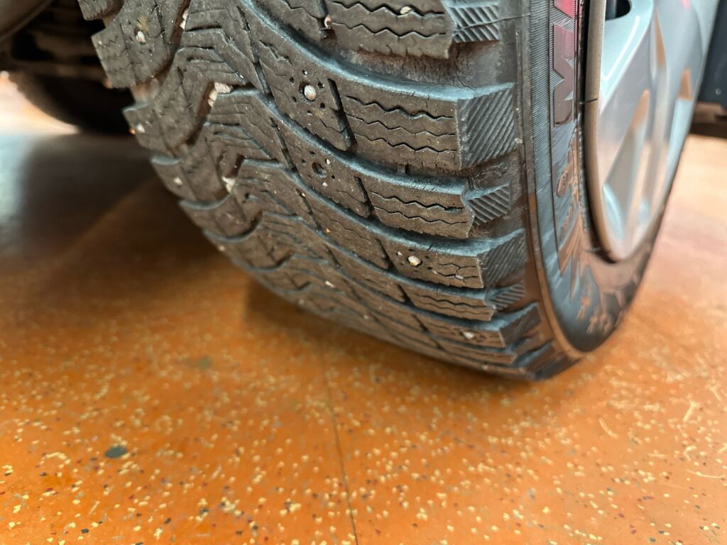 Nissan Pulsar 2017 Harmaa