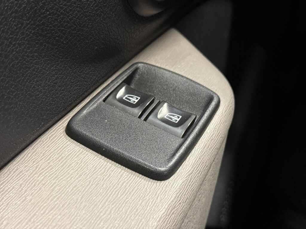 Dacia Dokker Van 2018 Valkoinen