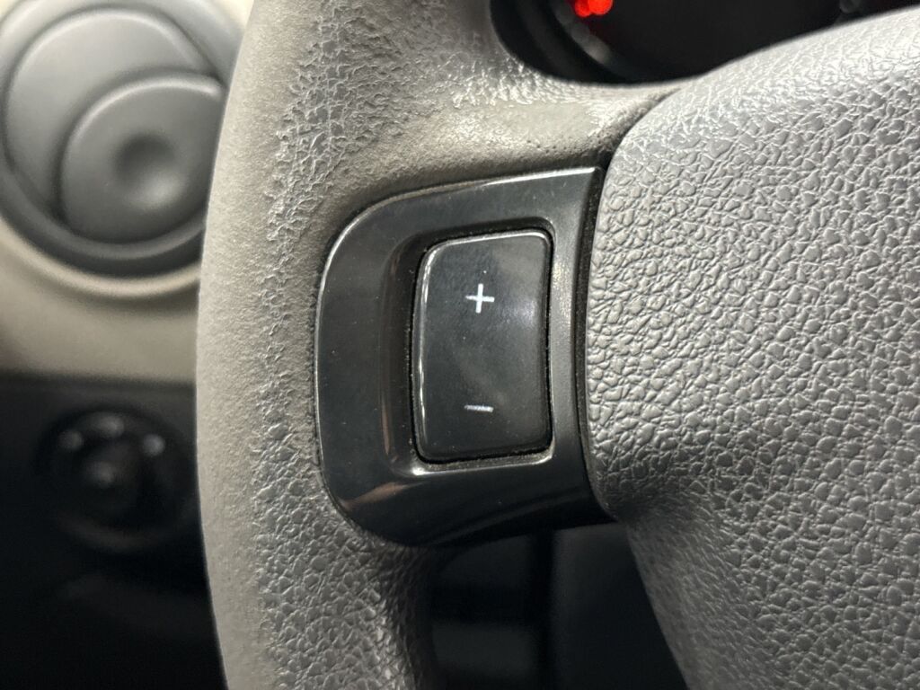 Dacia Dokker Van 2018 Valkoinen