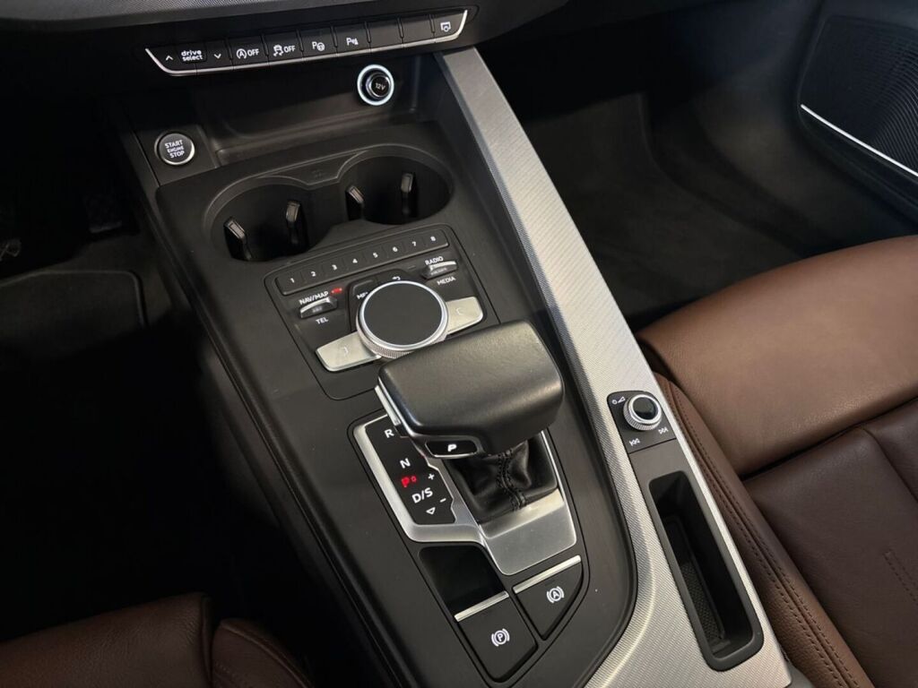 Audi A4 2017 Valkoinen