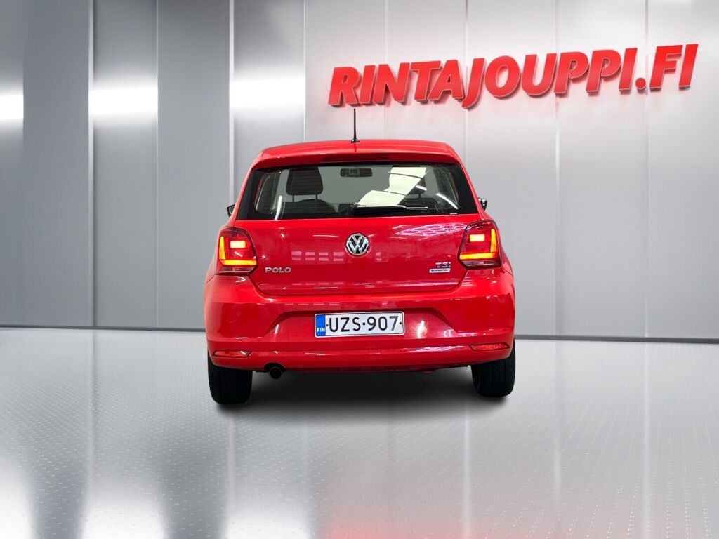 Volkswagen Polo 2017 Punainen