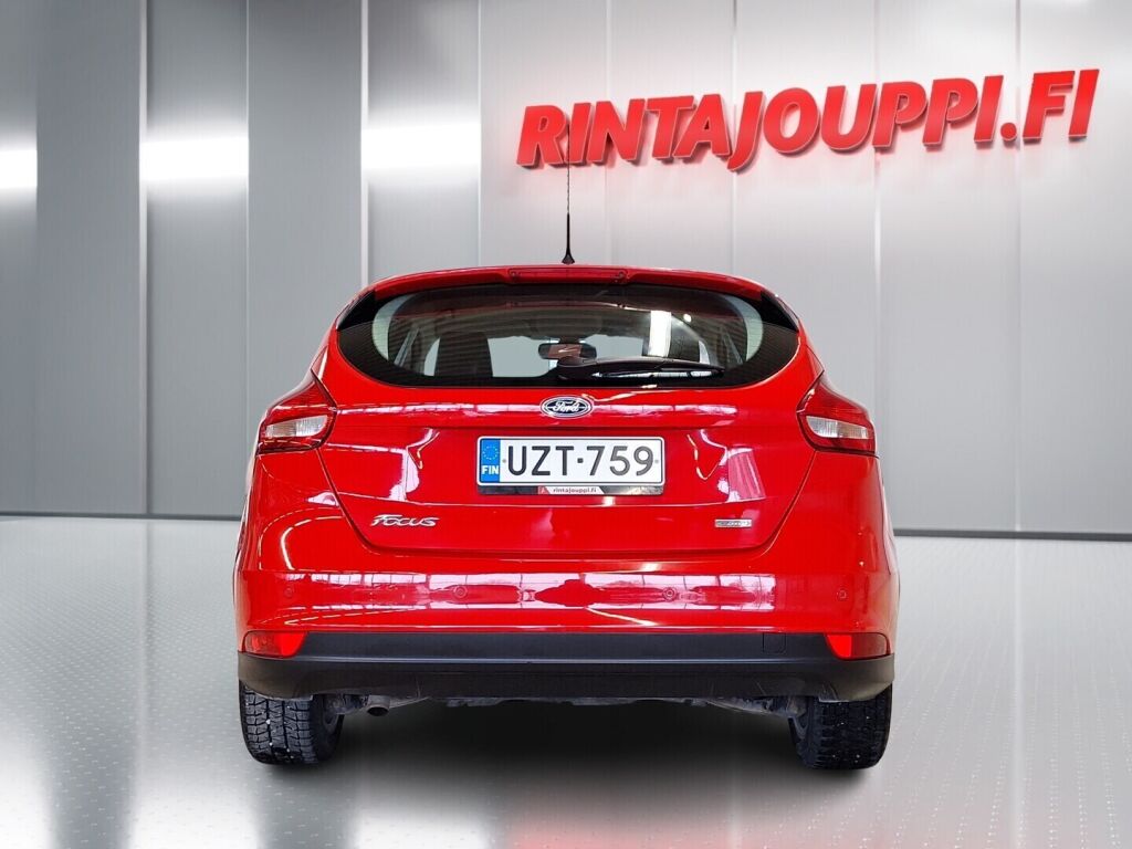 Ford Focus 2017 Punainen