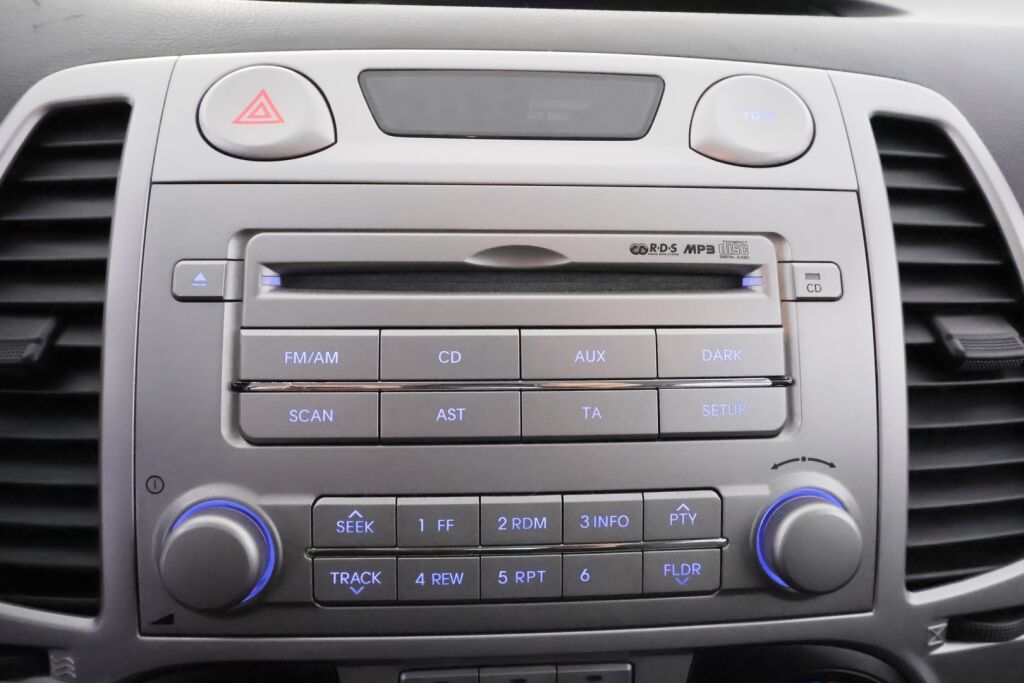 Hyundai i20 2011 Harmaa