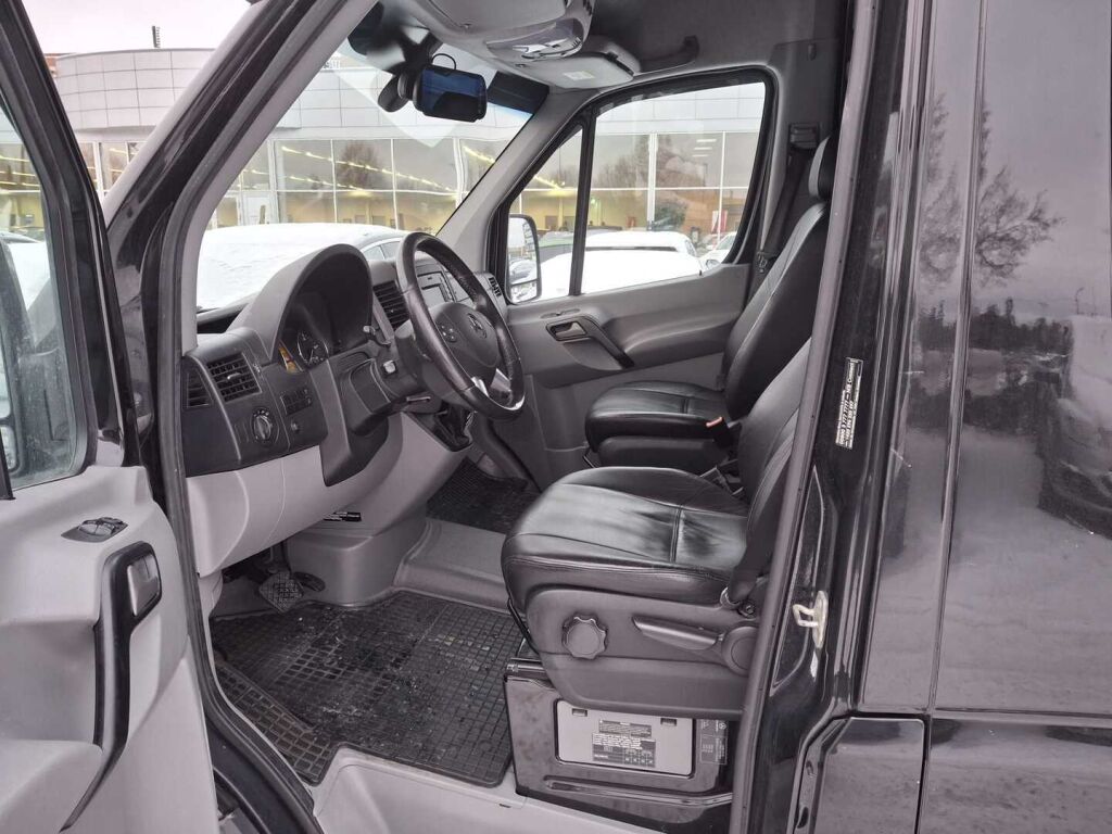 Mercedes-Benz Sprinter 2017 Musta