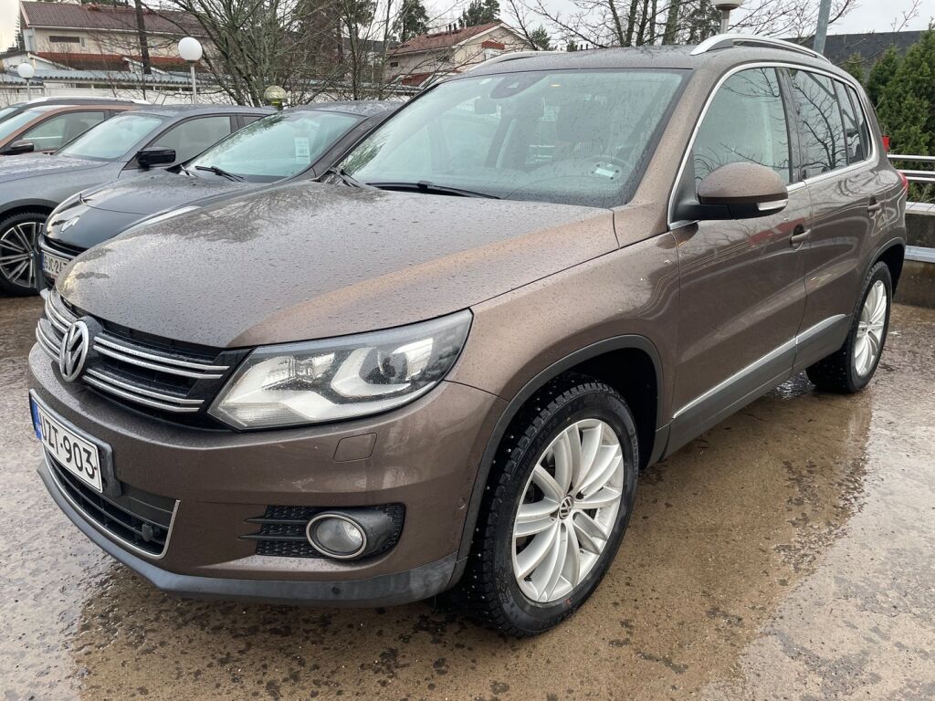 Volkswagen Tiguan 2012 Ruskea (beige)