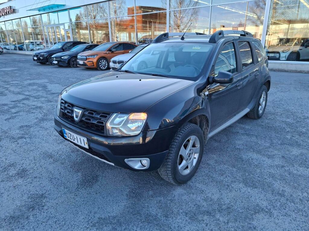Dacia Duster 2017 Musta