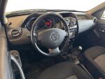 Dacia Duster 2017 Musta
