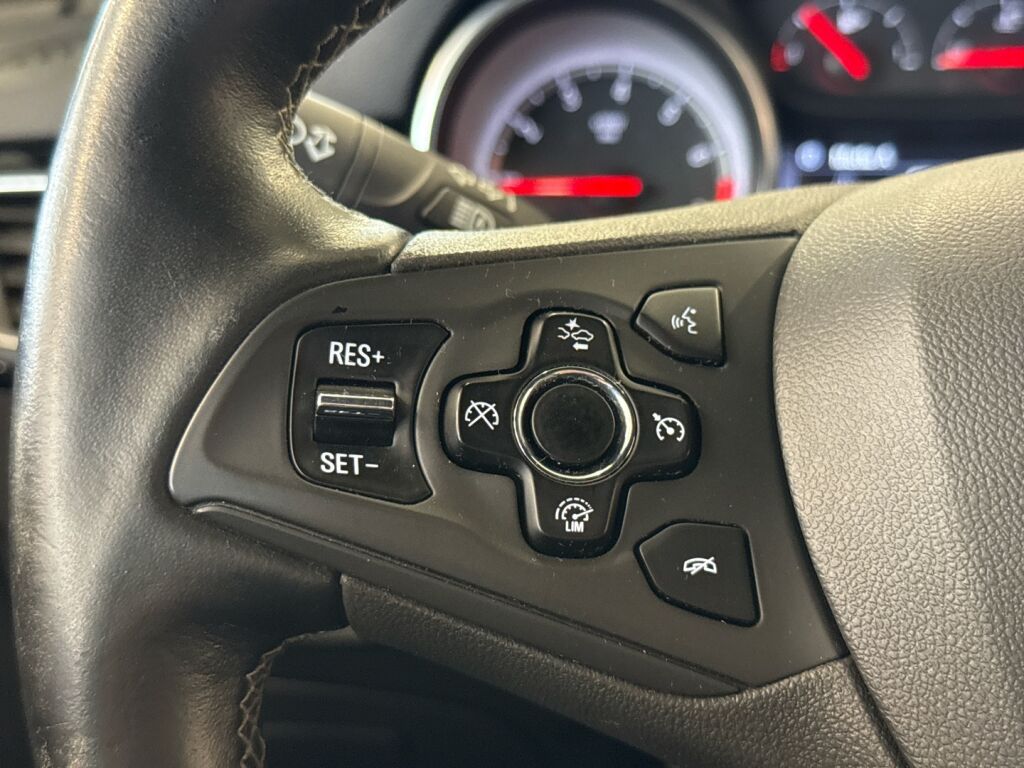 Opel Astra 2017 Valkoinen