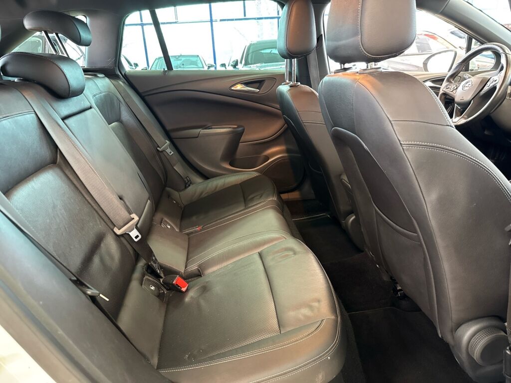 Opel Astra 2017 Valkoinen