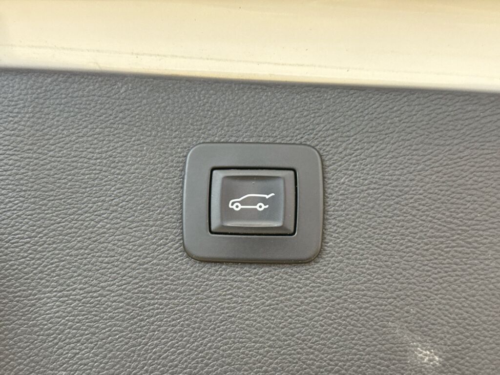 Opel Astra 2017 Valkoinen